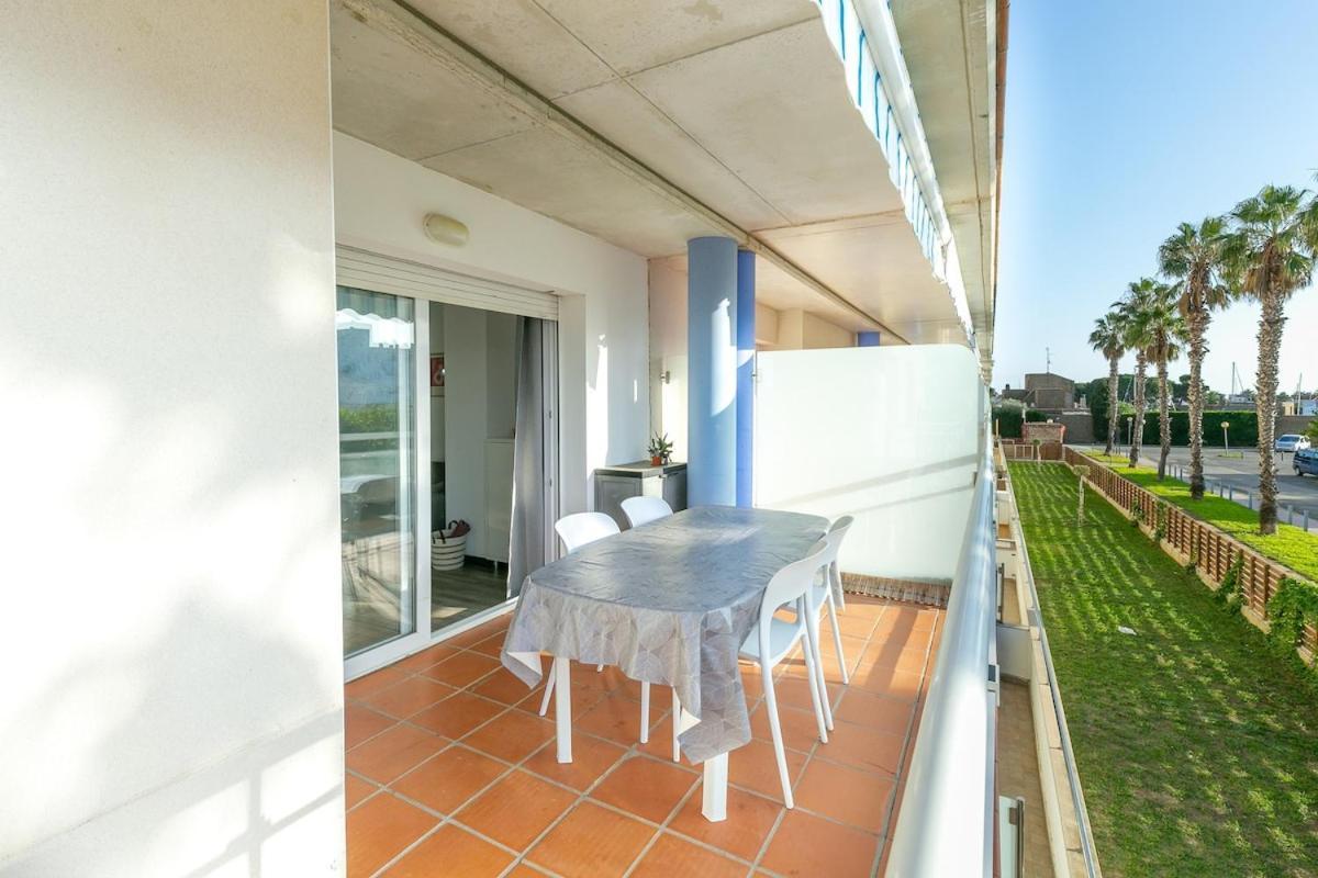 Apartment V030 - Port Canigo *